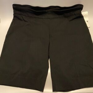 Women’s Bermuda Style Black Shorts size 18W